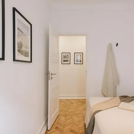 Fado - 3 Bedrooms, Office And Terrace In Alvalade Daire