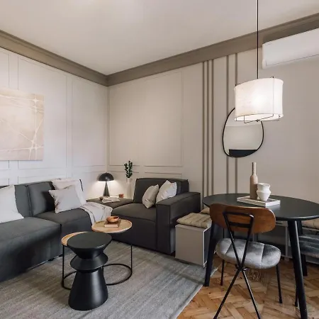 Daire Fado - 3 Bedrooms, Office And Terrace In Alvalade *