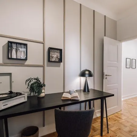 Lejlighed Fado - 3 Bedrooms, Office And Terrace In Alvalade *
