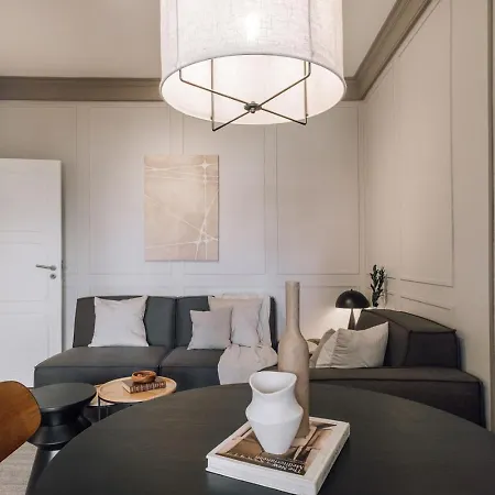 Apartamento Fado - 3 Bedrooms, Office And Terrace In Alvalade