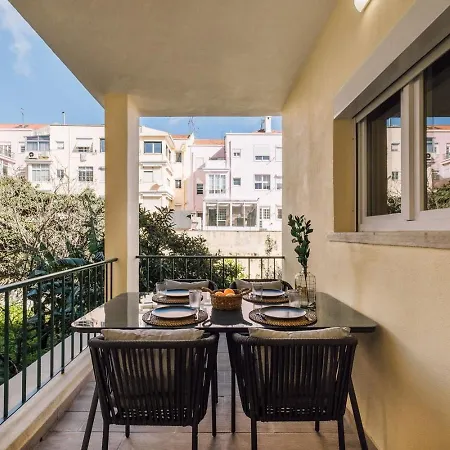 Lejlighed Fado - 3 Bedrooms, Office And Terrace In Alvalade